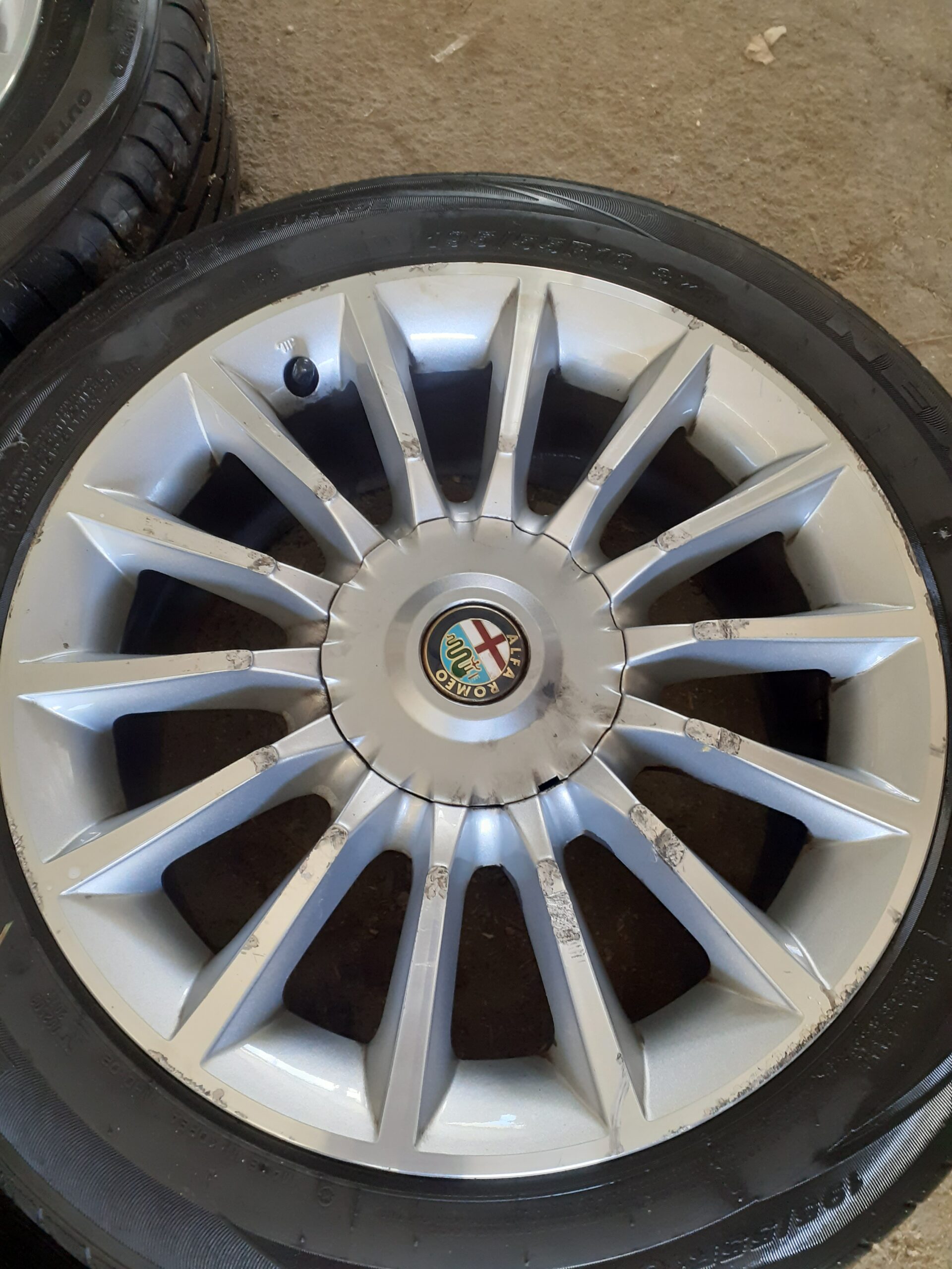 ALFA ROMEO MITO CERCHI E GOMME ESTIVE 195/55/16 DOT 40%