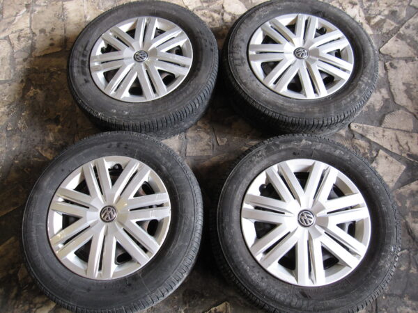 VOLKSWAGEN POLO GOMME E CERCHI IN FERRO 175/70/14 ESTIVE