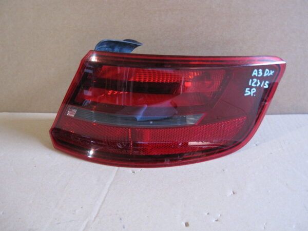 AUDI A3 5 PORTE FANALE POSTERIORE DX NO LED ANNO 2012 AL 2015